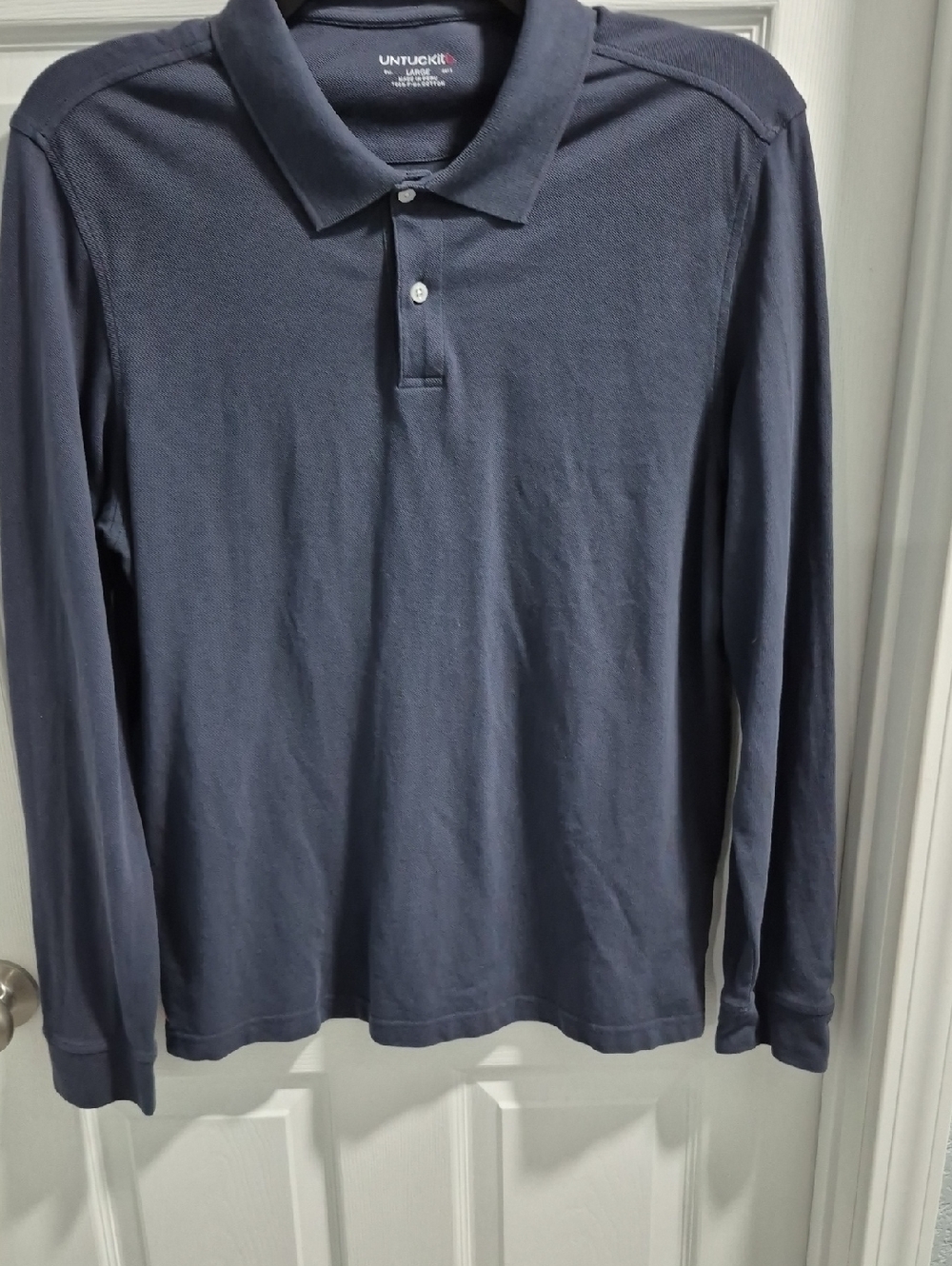 UNTUCKit Men's Long-Sleeve Polo in Dark Navy